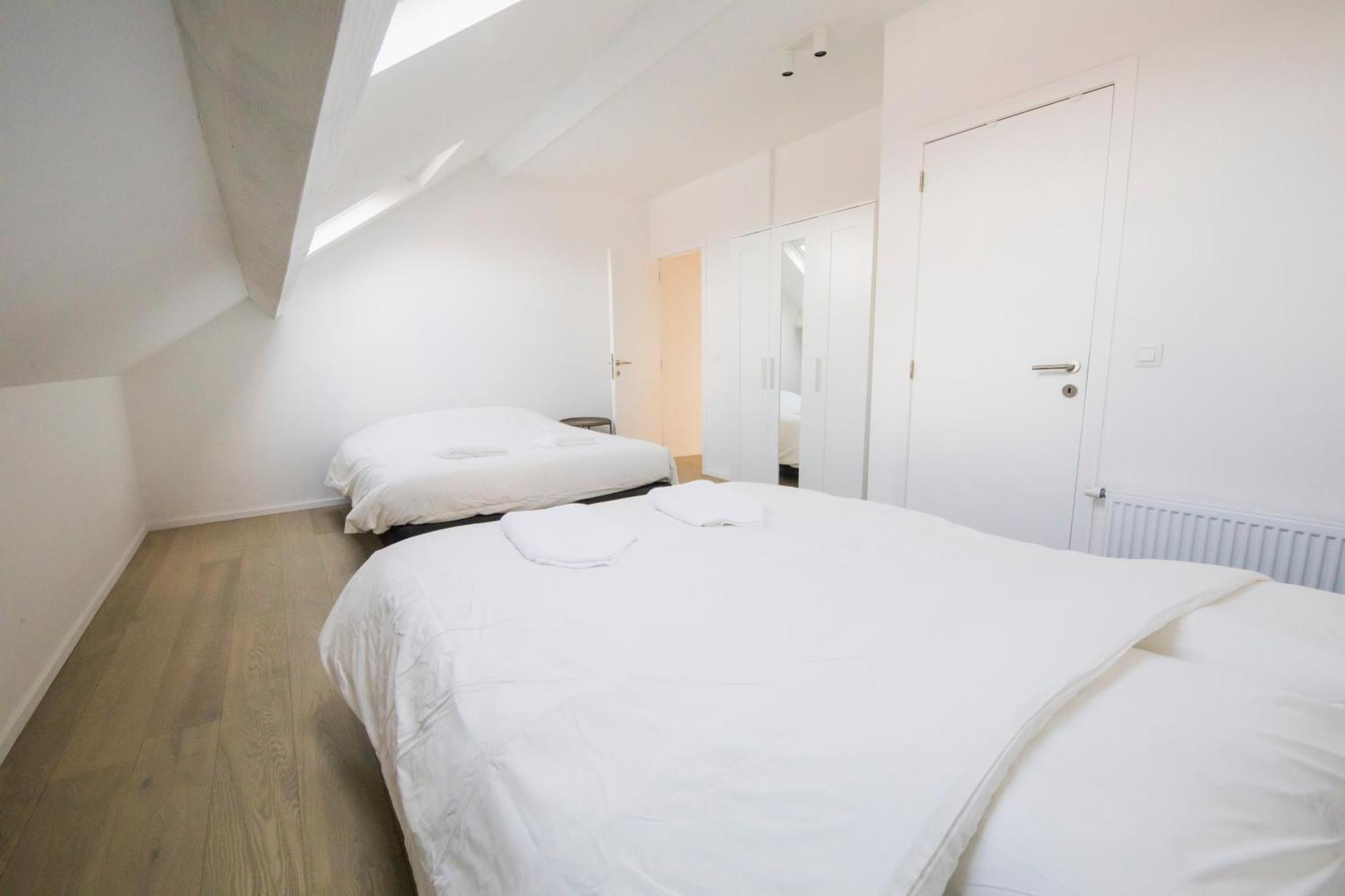 Travelease - Midi Bed & Breakfast Anderlecht Exterior photo